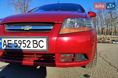 Хэтчбек Chevrolet Aveo 2006 в 