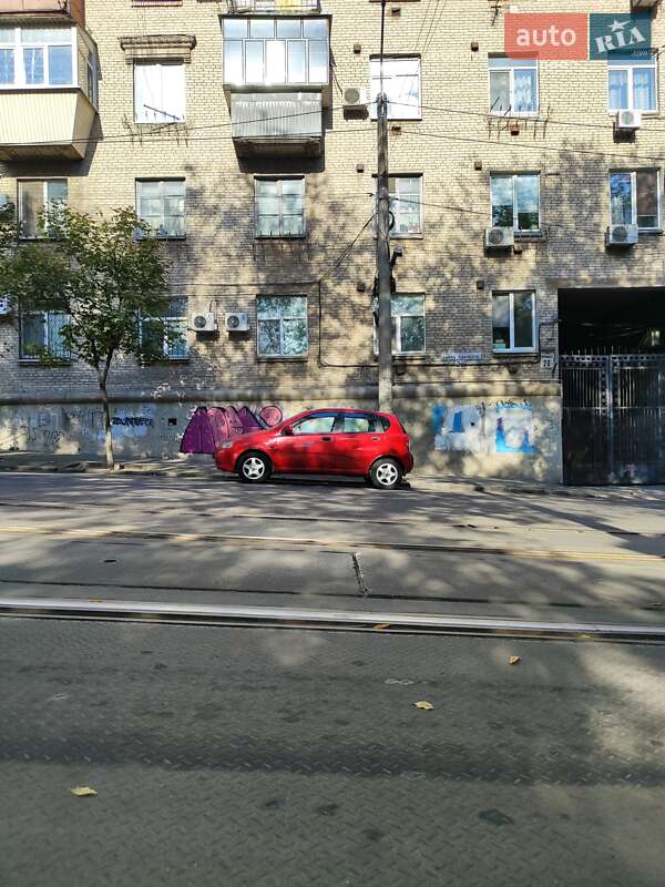 Хетчбек Chevrolet Aveo 2006 в Дніпрі