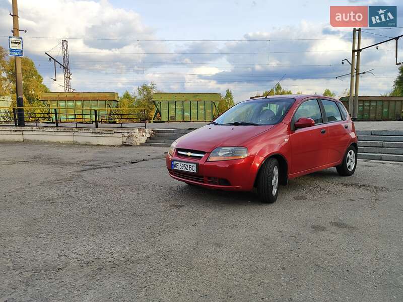 Хетчбек Chevrolet Aveo 2006 в Дніпрі
