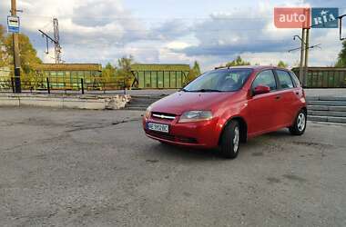Хэтчбек Chevrolet Aveo 2006 в 