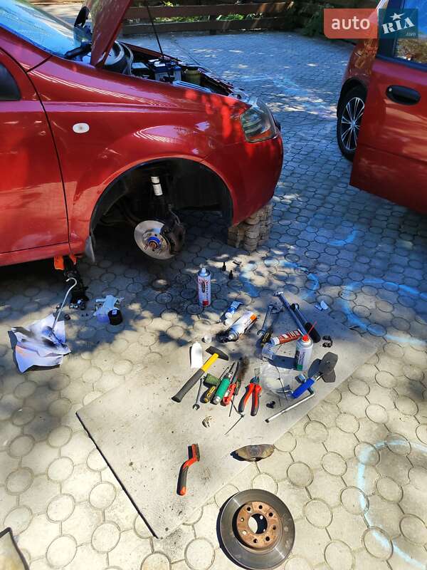 Хетчбек Chevrolet Aveo 2006 в Дніпрі