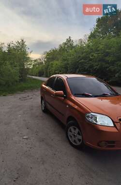 Седан Chevrolet Aveo 2008 в Звенигородке