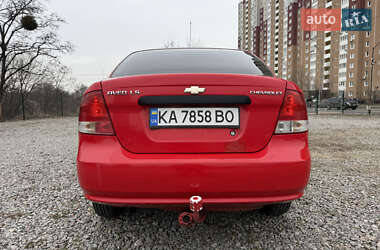 Седан Chevrolet Aveo 2005 в Киеве