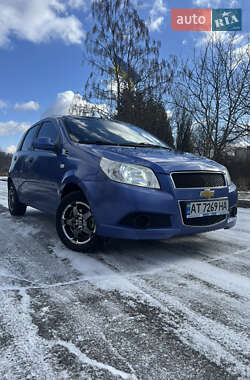 Хэтчбек Chevrolet Aveo 2008 в Калуше