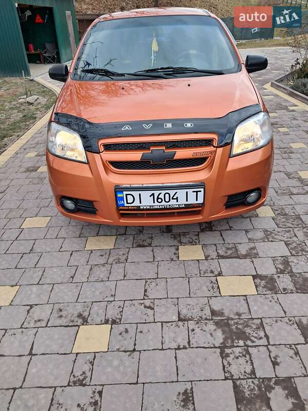 Седан Chevrolet Aveo 2008 в Новояворівську