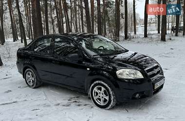 Седан Chevrolet Aveo 2011 в Кропивницком