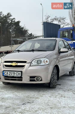 Седан Chevrolet Aveo 2008 в Києві