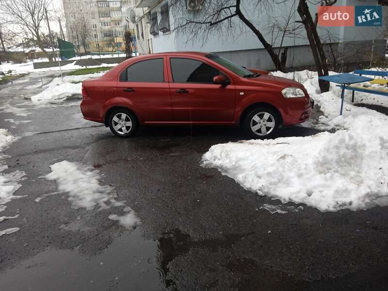 Седан Chevrolet Aveo 2007 в Лохвиці