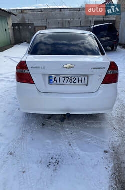 Седан Chevrolet Aveo 2006 в Києві