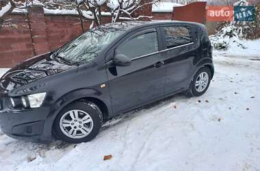 Хэтчбек Chevrolet Aveo 2012 в Ровно