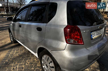Хэтчбек Chevrolet Aveo 2006 в 