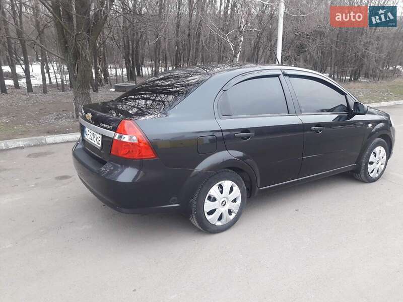 Седан Chevrolet Aveo 2011 в Запоріжжі