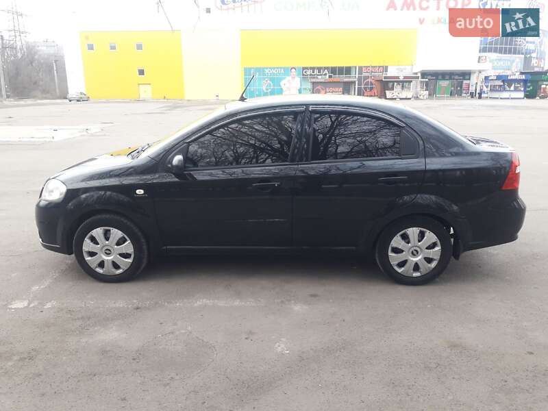 Седан Chevrolet Aveo 2011 в Запоріжжі
