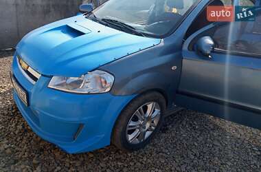 Седан Chevrolet Aveo 2006 в Черновцах