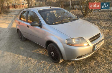 Седан Chevrolet Aveo 2005 в Каневе