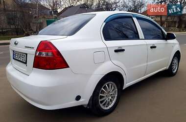 Седан Chevrolet Aveo 2008 в Николаеве