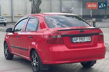 Седан Chevrolet Aveo 2006 в Києві