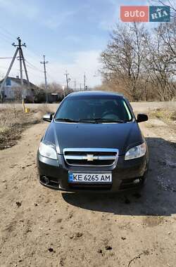 Седан Chevrolet Aveo 2010 в Днепре