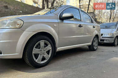 Седан Chevrolet Aveo 2006 в 