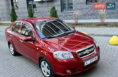 Седан Chevrolet Aveo 2008 в Киеве