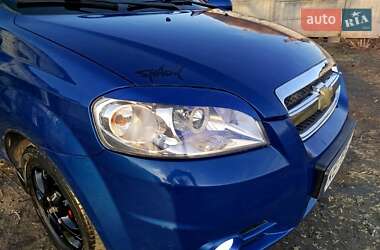 Седан Chevrolet Aveo 2006 в Дніпрі