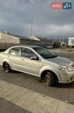 Седан Chevrolet Aveo 2008 в Дніпрі