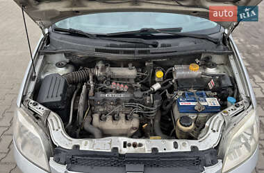 Седан Chevrolet Aveo 2008 в 