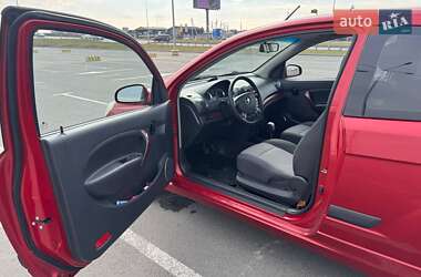 Хэтчбек Chevrolet Aveo 2008 в 