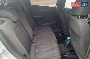 Хэтчбек Chevrolet Aveo 2012 в 