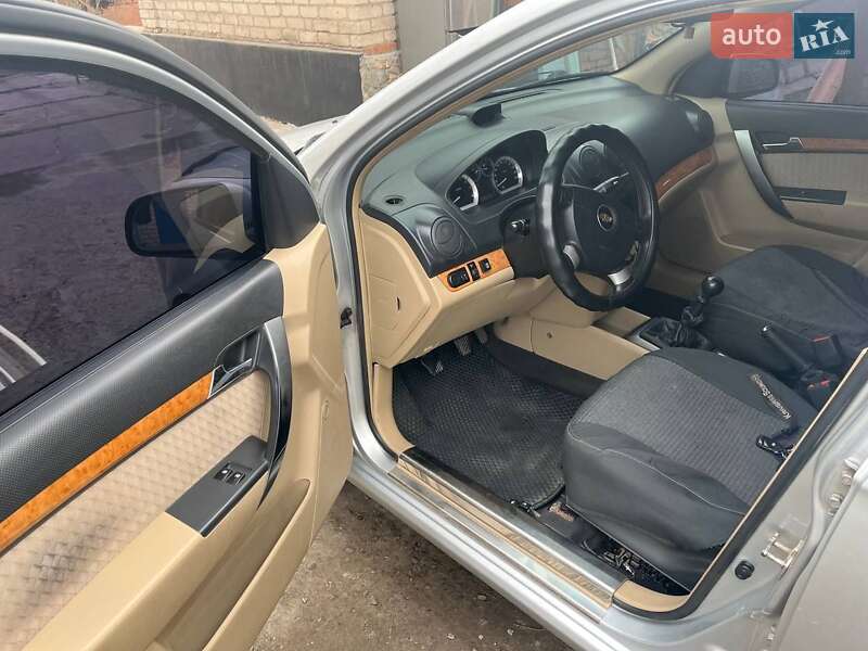 Седан Chevrolet Aveo 2008 в Широком