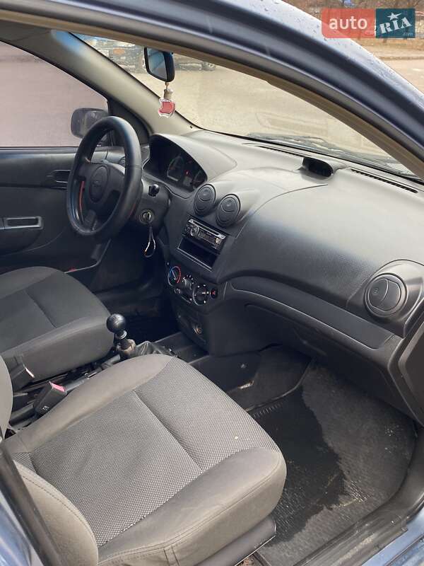 Седан Chevrolet Aveo 2006 в Шостке