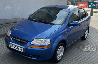 Седан Chevrolet Aveo 2005 в 