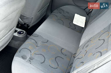 Седан Chevrolet Aveo 2005 в 