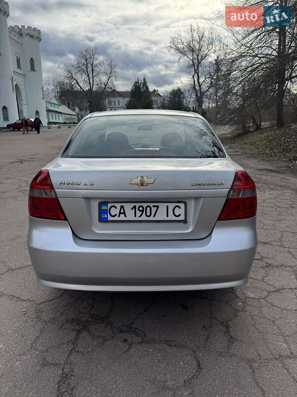 Седан Chevrolet Aveo 2007 в Корсунь-Шевченківському