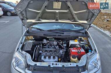 Седан Chevrolet Aveo 2008 в 