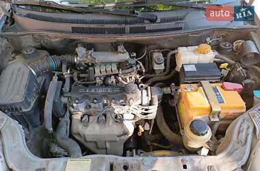 Седан Chevrolet Aveo 2006 в Харькове