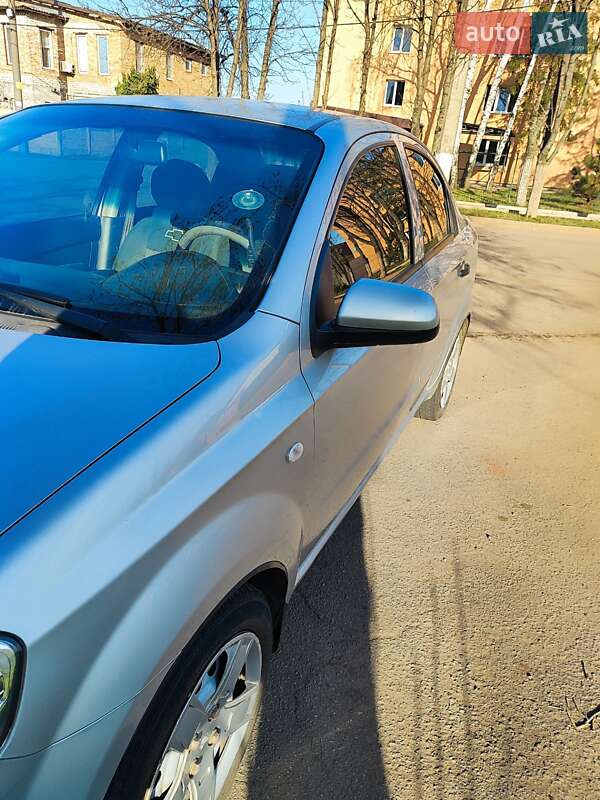 Седан Chevrolet Aveo 2011 в Кривом Роге фото 3 Седан Chevrolet Aveo 2011 в Кривом Роге