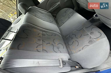 Седан Chevrolet Aveo 2005 в 