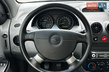 Седан Chevrolet Aveo 2005 в 