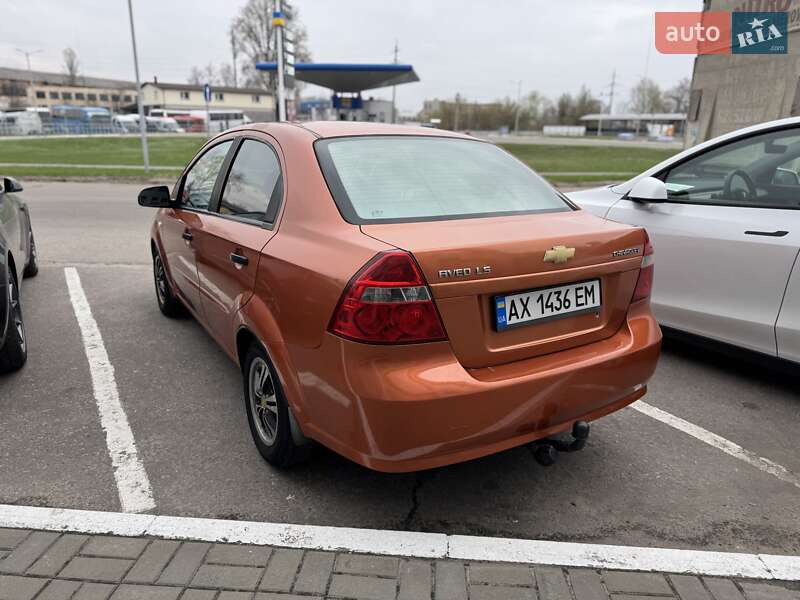 Седан Chevrolet Aveo 2006 в Кременчуці