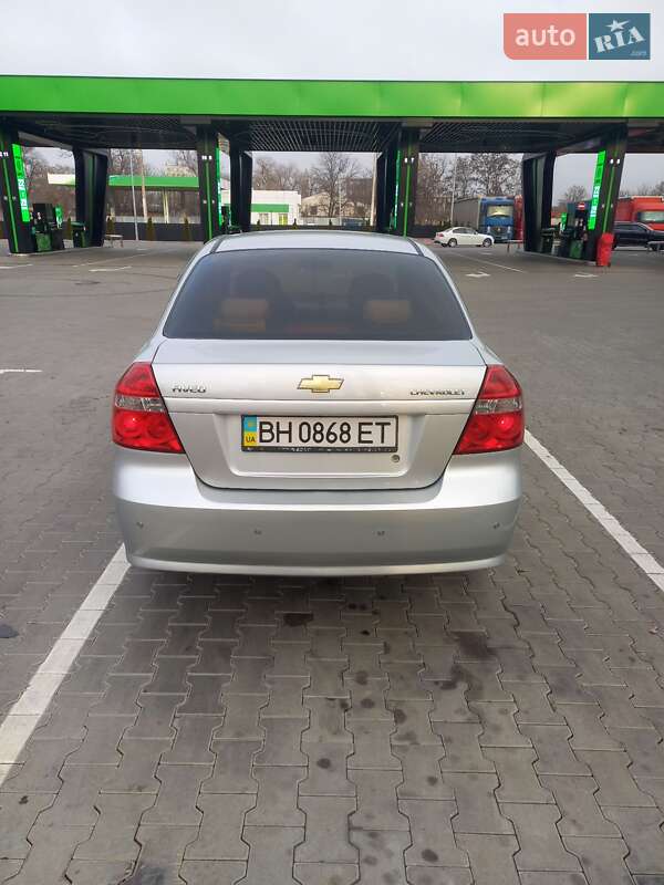 Chevrolet Aveo 2011