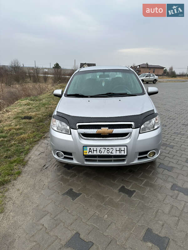 Седан Chevrolet Aveo 2007 в Яворове