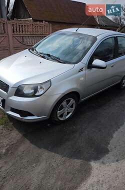 Хетчбек Chevrolet Aveo 2012 в 