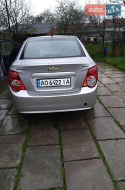Седан Chevrolet Aveo 2012 в 