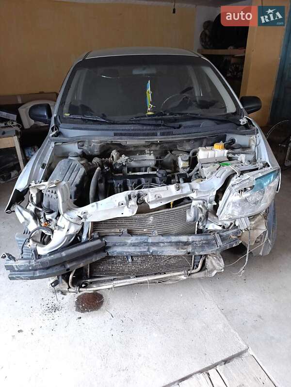 Седан Chevrolet Aveo 2011 в Рені