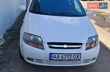 Хэтчбек Chevrolet Aveo 2008 в 