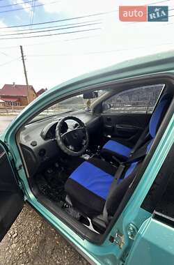 Седан Chevrolet Aveo 2005 в 