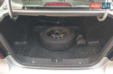 Седан Chevrolet Aveo 2006 в 