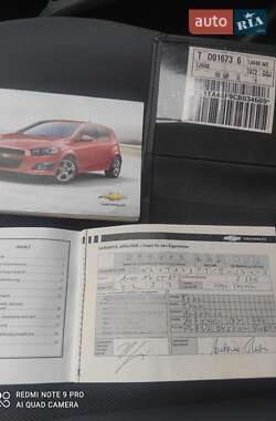 Хэтчбек Chevrolet Aveo 2011 в 