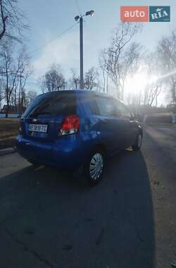 Хэтчбек Chevrolet Aveo 2006 в 